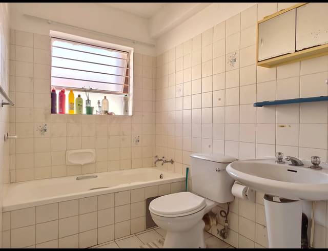 2 BEDROOM APARTMENT FOR SALE IN FERNDALE